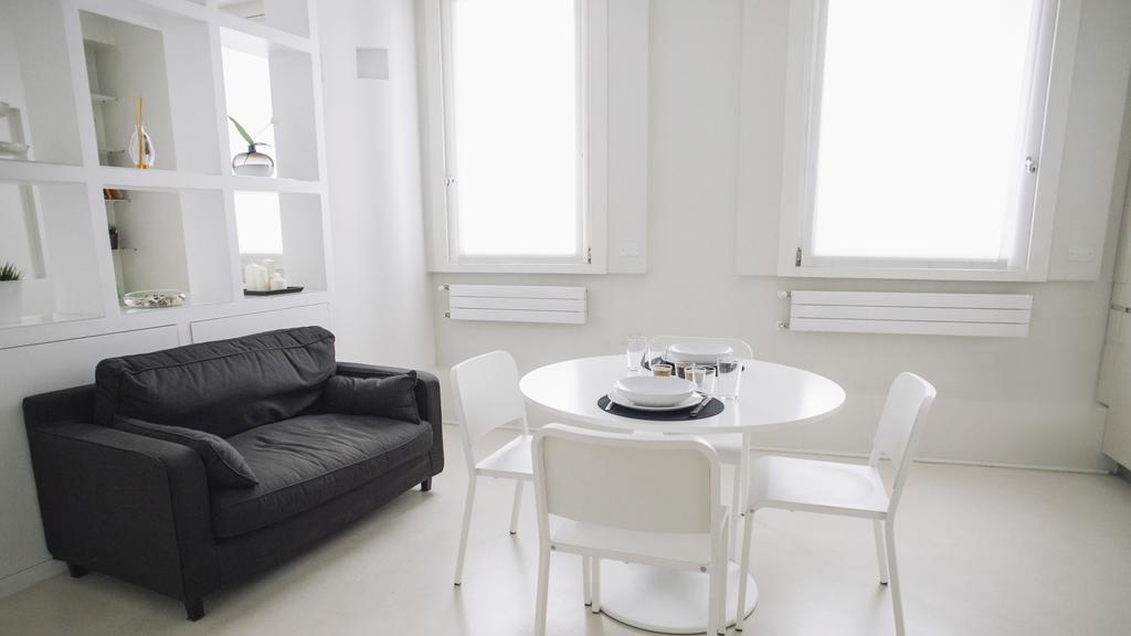 Italianway-Turati Apartment Милано Стая снимка